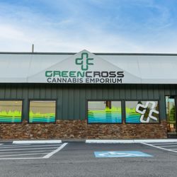 Green Cross Cannabis Emporium - Storefront of Green Cross Keizer - River Rd.