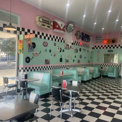 BeeHop Yogurt Hive