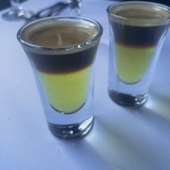Holder - Hotshots! - French Near Me - Montreal, Quebec Holder - Hotshots! - French Near Me - Montreal, Quebec