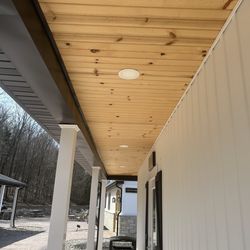 Chateau Sainte Genevieve Winery - Pine tongue and groove ceiling