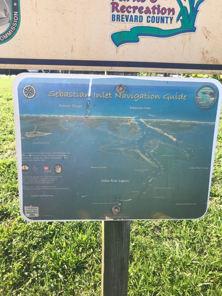 Christenson's Landing Logo