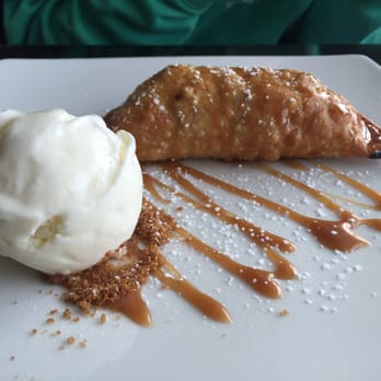 Persimmon Restaurant - Warm Apple Crisp Empanada - New American Near Me - Bethesda, Maryland Persimmon Restaurant - Warm Apple Crisp Empanada - New American Near Me - Bethesda, Maryland