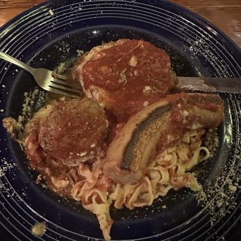 Morluski's - Wine Bars Near Me - Clarence, New York