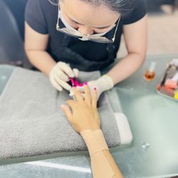 Glamorous Nail & Beauty - Pink mani!