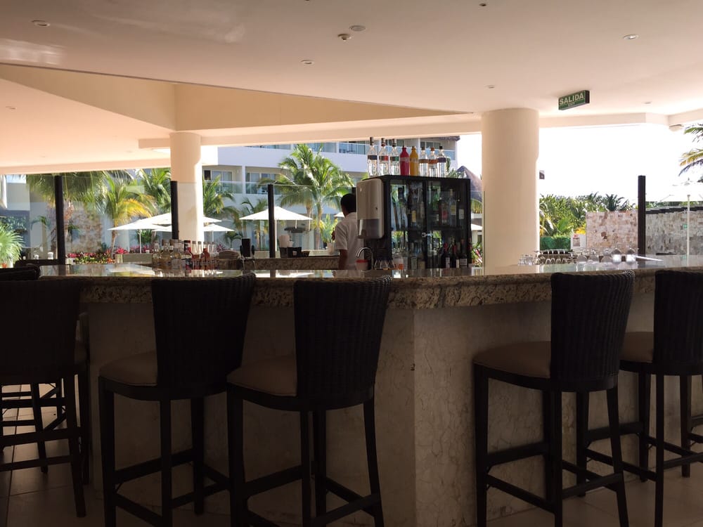 Isla Mujeres Palace