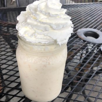 Farmhaus Burger - Peach boozy milkshake - Burgers Near Me - Augusta, Georgia Farmhaus Burger - Peach boozy milkshake - Burgers Near Me - Augusta, Georgia