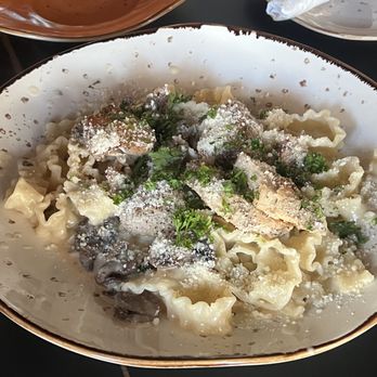 Cafe-Boutique Piano - Mushroom pasta w chicken - Modern European Near Me - Winter Park, Florida