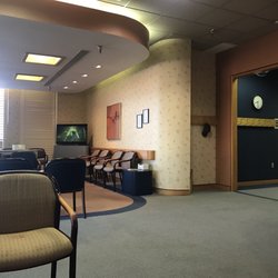 Grisham Eye Associates - Waiting room on the office side of the office