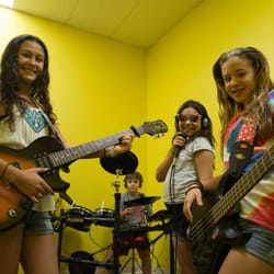 Groove Music School