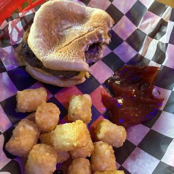 Cliffords - Hand pattied burgers cooked fresh. - Bars Near Me - Milan, Tennessee Cliffords - Hand pattied burgers cooked fresh. - Bars Near Me - Milan, Tennessee
