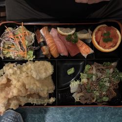 Karin - Sushi bento box with tempura