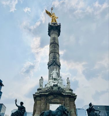 The Angel of Independence by null