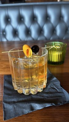 Jethro's Cocktail Lounge by null