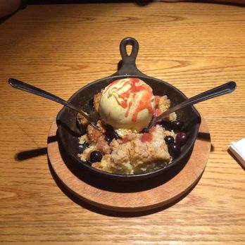 Chili's - Triple berry cobbler! So good!! - Bars Near Me - Holtsville, New York Chili's - Triple berry cobbler! So good!! - Bars Near Me - Holtsville, New York
