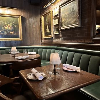 The Oak Room - American Near Me - Washington, DC, District of Columbia