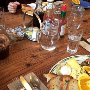 La Note - Had one of the bigger tables for 4 people! - French Near Me - Berkeley, California La Note - Had one of the bigger tables for 4 people! - French Near Me - Berkeley, California