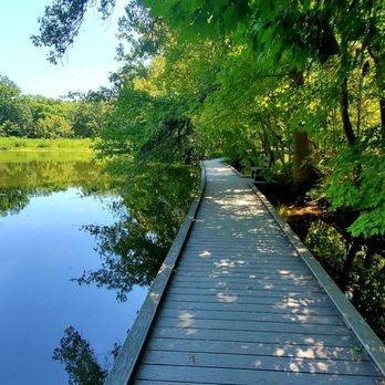 Cincinnati Nature Center - Boardwalk along the lake - Hiking Near Me - Milford, Ohio Cincinnati Nature Center - Boardwalk along the lake - Hiking Near Me - Milford, Ohio