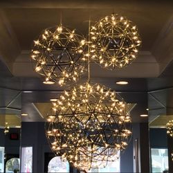 BE SOCIAL Dress Boutique - Lights, camera, action!