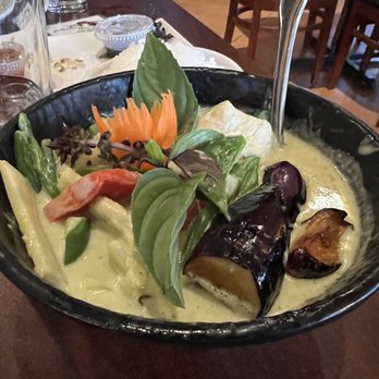 Arches Thai - Green curry with chicken - Thai Near Me - Moab, Utah Arches Thai - Green curry with chicken - Thai Near Me - Moab, Utah