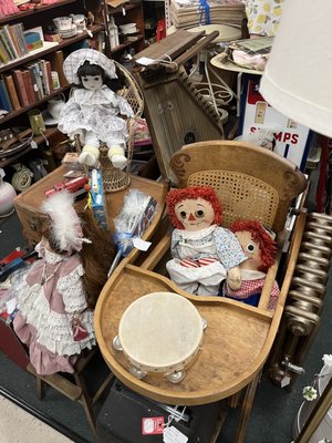 Antique Trove by null