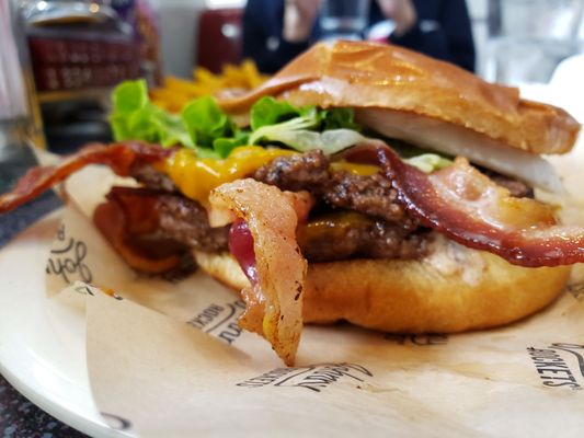 Johnny Rockets 63 Photos 62 Reviews Burgers 1101 Outlet Collection Way Auburn Wa Restaurant Reviews Phone Number Menu