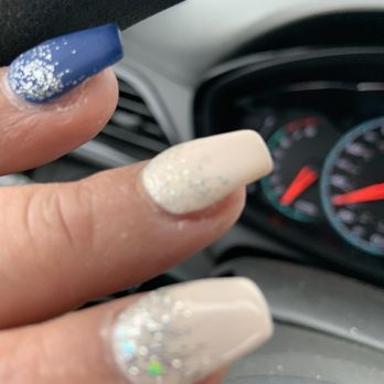 Ardora Nail Lounge - Mail is I'll fitting and they left the polish on my nails. Told me it was fine.. - Nail Salons Near Me - Silverdale, Washington