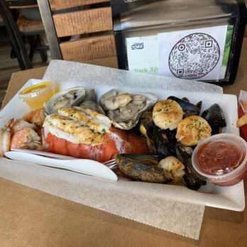 L P Steamers - Steamed Sampler - Seafood Near Me - Baltimore, Maryland L P Steamers - Steamed Sampler - Seafood Near Me - Baltimore, Maryland