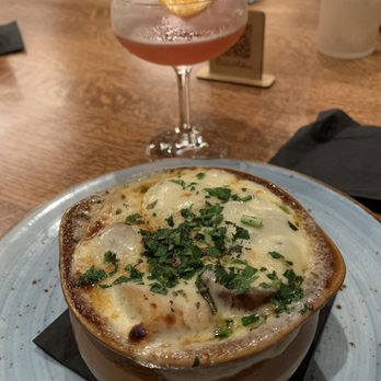 The Crunkleton - French onion soup - Cocktail Bars Near Me - Charlotte, North Carolina