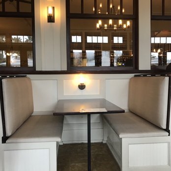 Tommy Bahama - Nice atmosphere; table left open for social distancing. - Seafood Near Me - Sandestin, Florida