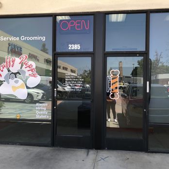 Fluffy Puppy - Front entrance - Pet Groomers Near Me - Pasadena, California Fluffy Puppy - Front entrance - Pet Groomers Near Me - Pasadena, California