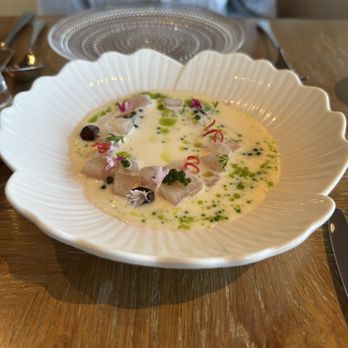 San Laurel - Crudo - Spanish Near Me - Los Angeles, California San Laurel - Crudo - Spanish Near Me - Los Angeles, California