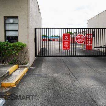 CubeSmart Self Storage - Self Storage Near Me - Margate, Florida