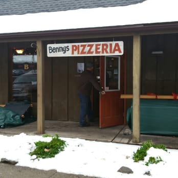Bennys Pizzeria - Pizza Near Me - Stone Ridge, New York
