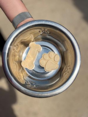 The White Oak Tavern by null