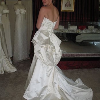 Alterations Avenue - Sewing & Alterations Near Me - Larkspur, California