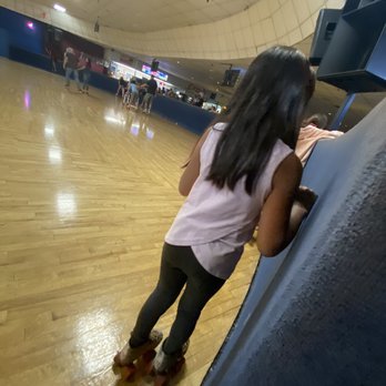 Roller King Skating & Blading - Skating Rinks Near Me - Roseville, California Roller King Skating & Blading - Skating Rinks Near Me - Roseville, California