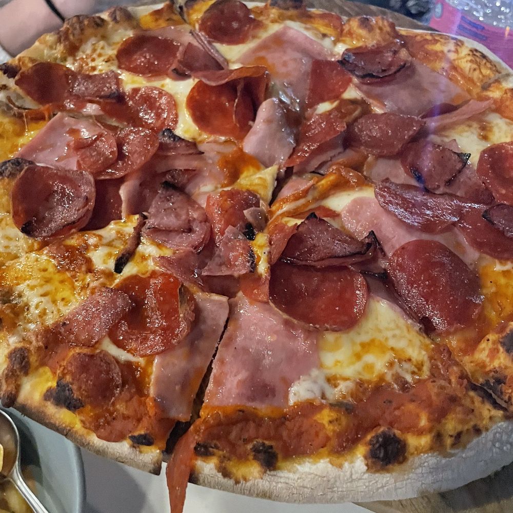 El rey pizza - deliciouso! El rey pizza - deliciouso!