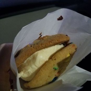 Tiff's Treats - M&M cookie and peanut butter chocolate chip cookie ice cream sandwich - Food Delivery Services Near Me - Alpharetta, Georgia