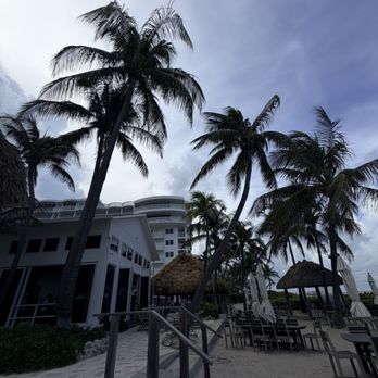 Deep Oceanfront Restaurant and Bar - Beachcomber Resort - Bar and restaurant - Seafood Near Me - Pompano Beach, Florida Deep Oceanfront Restaurant and Bar - Beachcomber Resort - Bar and restaurant - Seafood Near Me - Pompano Beach, Florida