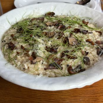 Vein At Kaka'ako - Risotto Funghi - Mediterranean Near Me - Honolulu, Hawaii