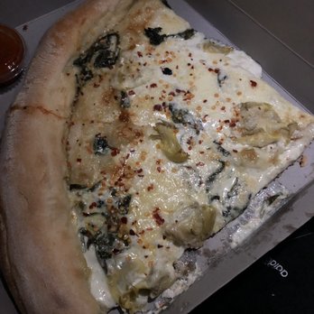 Artichoke Basille's Pizza - Artichoke and Spinach Cream sauce pizza. - Pizza Near Me - Berkeley, California Artichoke Basille's Pizza - Artichoke and Spinach Cream sauce pizza. - Pizza Near Me - Berkeley, California
