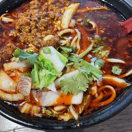 Hot Pepper Oil Noodle Bowl 油泼面