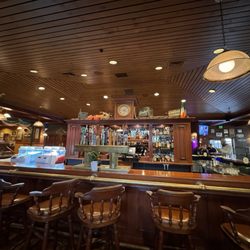 O'Reilly's Tap Room & Kitchen - Bar