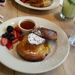 Peaches & Cream French Toast