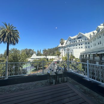 Limewood Bar & Restaurant - Claremont - New American Near Me - Berkeley, California