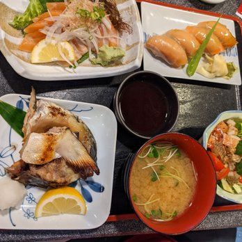 Yohei Sushi Restaurant - Salmon salmon special - Sushi Bars Near Me - Honolulu, Hawaii Yohei Sushi Restaurant - Salmon salmon special - Sushi Bars Near Me - Honolulu, Hawaii