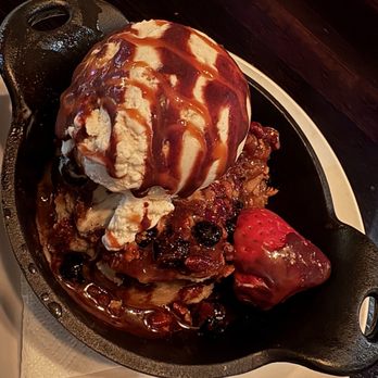 Mercado - Pasadena - Bread Pudding with Horchata Ice Cream - Mexican Near Me - Pasadena, California Mercado - Pasadena - Bread Pudding with Horchata Ice Cream - Mexican Near Me - Pasadena, California
