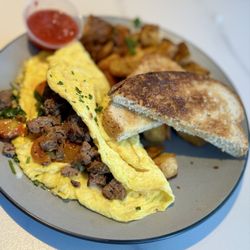 Early Bird Cafe - Garden Harvest Omelette with turkey sausage added