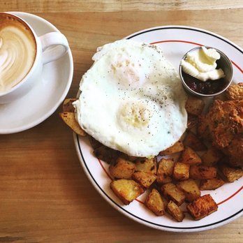 Redwing Cafe - 8 oz latte & beach breakfast! - Breakfast & Brunch Near Me - Seattle, Washington