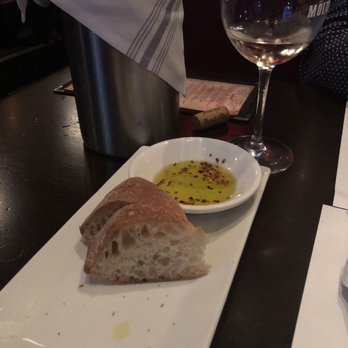 Pizzeria Molto - Bread With Olive Oil - Pizza Near Me - Fairfield, Connecticut Pizzeria Molto - Bread With Olive Oil - Pizza Near Me - Fairfield, Connecticut